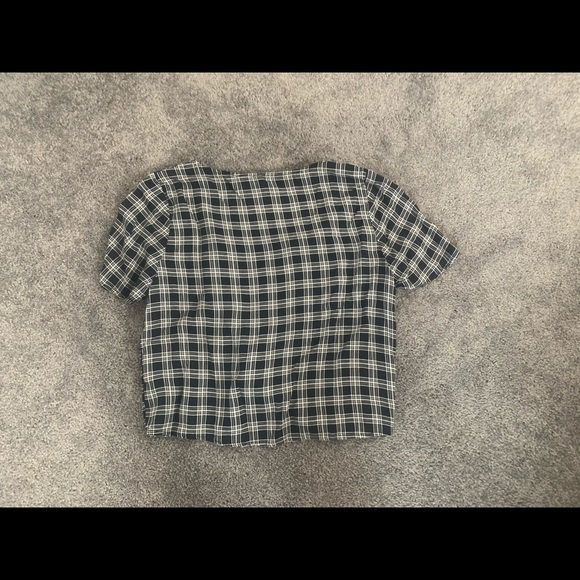 H&M Plaid Crop Top - Picture 2 of 3